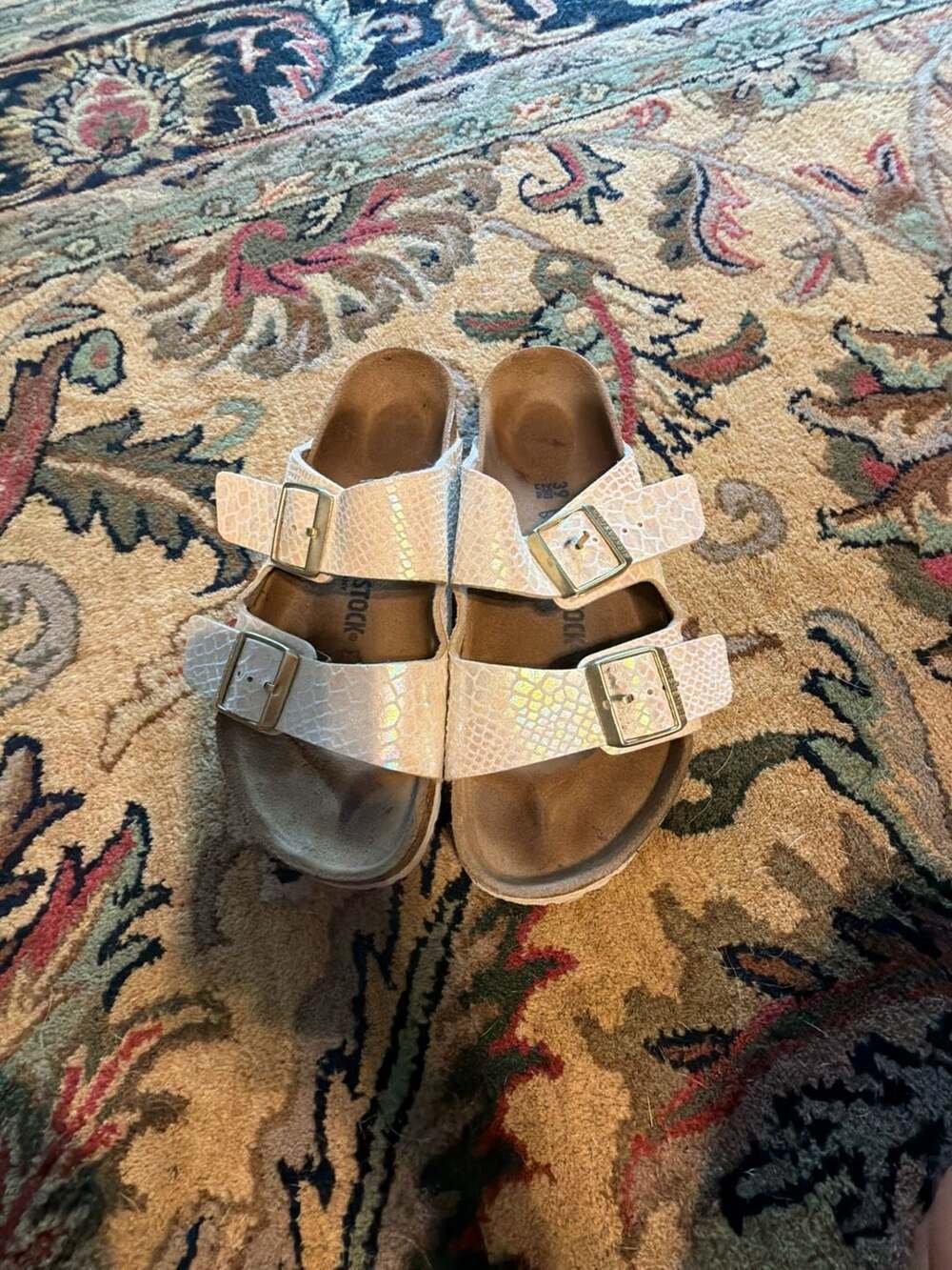 Birkenstock Arizona Sandals Size 39 Shiny Snake Cream